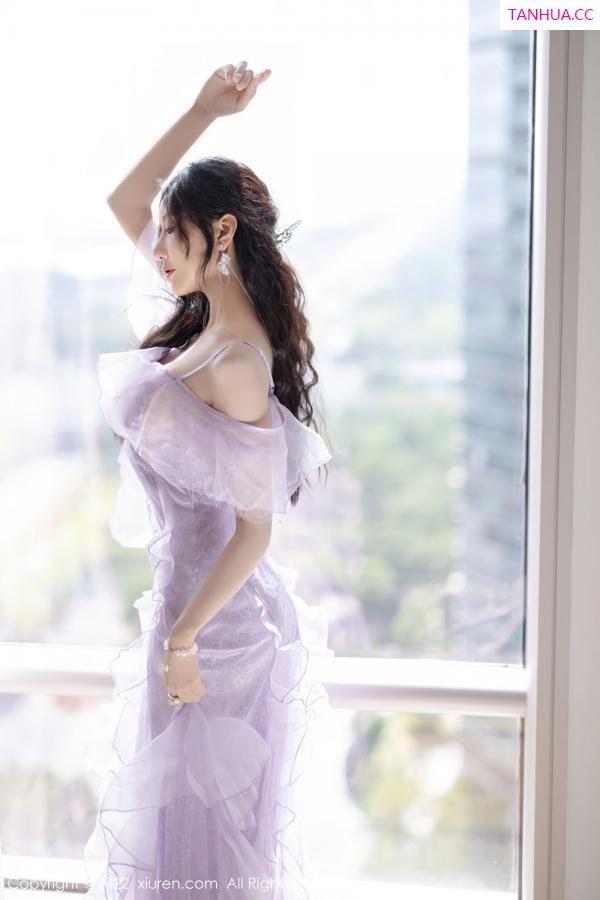 王馨瑶  [XiuRen]高清写真图 2022.04.29 No.4949 王馨瑶yanni第6张图片
